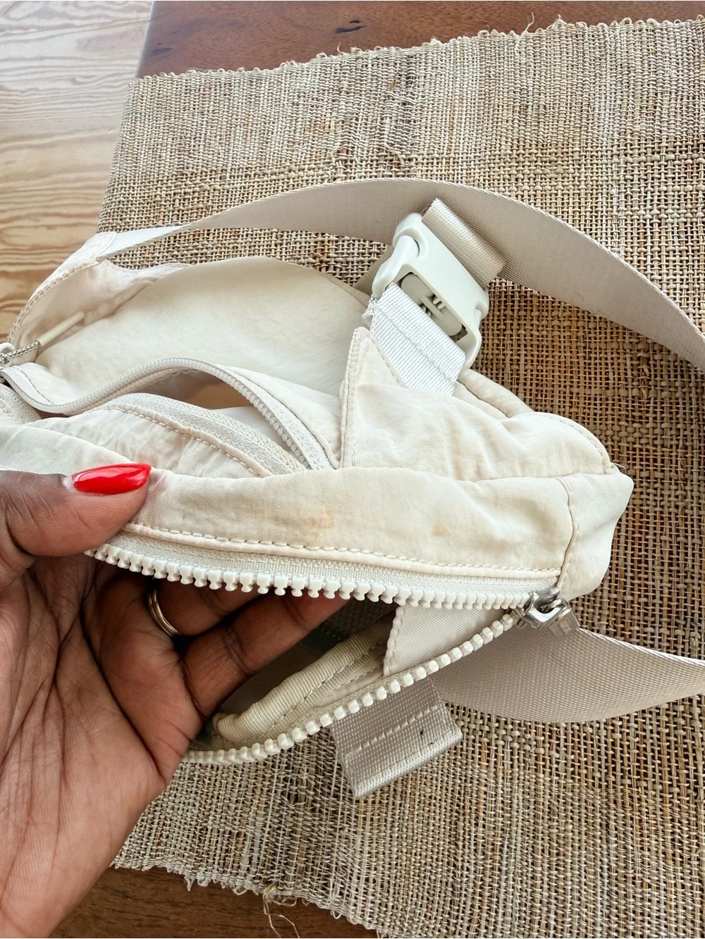 Lululemon Cream Women’s crossbody bag.